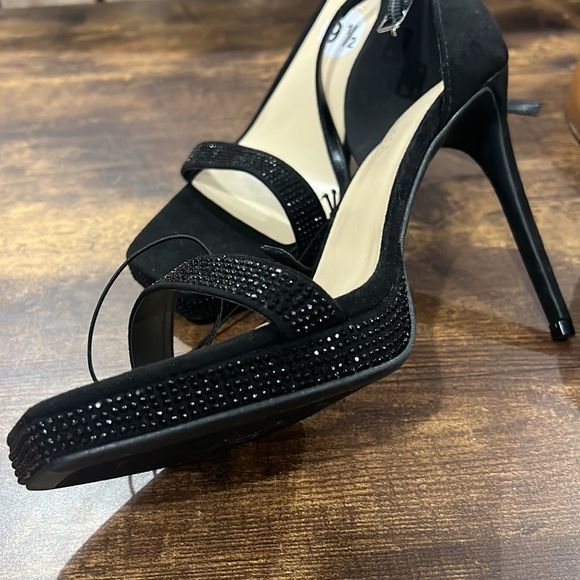 Nine West Platform High Heel Sandals Womens Studded Dress Prom Dressy Party - Picture 6 of 6